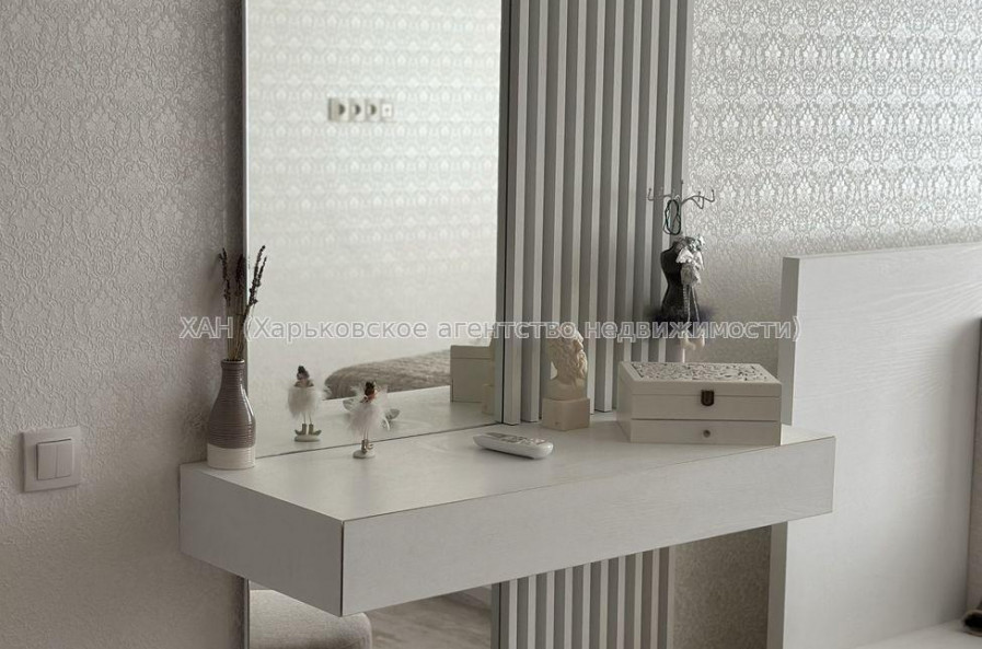 Продам квартиру, Героев Харькова просп. , 2 кім., 68 м², авторский дизайн 