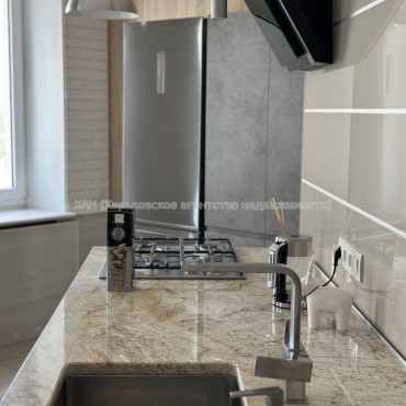 Продам квартиру, Героев Харькова просп. , 2 кім., 68 м², авторский дизайн 