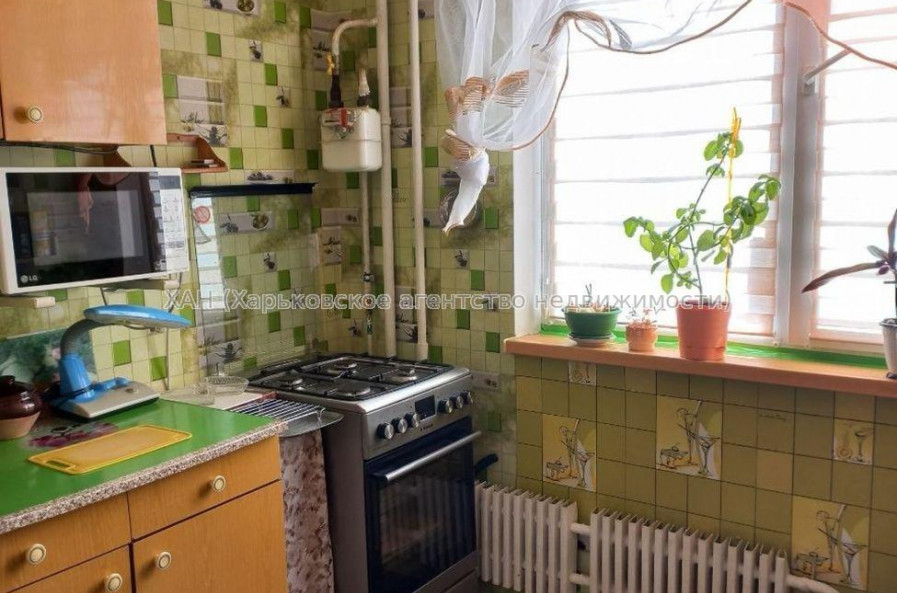 Продам квартиру, Гвардейцев Широнинцев ул. , 1  ком., 37 м², косметический ремонт 