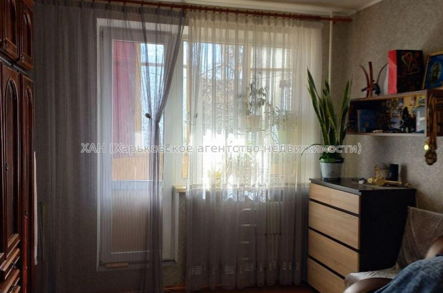 Продам квартиру, Гвардейцев Широнинцев ул. , 1  ком., 37 м², косметический ремонт 