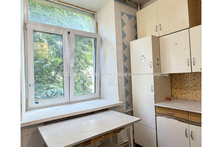 Продам квартиру, Героев Харькова просп. , 2  ком., 46.60 м², советский ремонт 