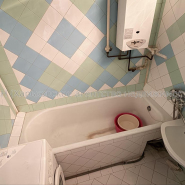 Продам квартиру, Героев Харькова просп. , 2  ком., 46.60 м², советский ремонт 