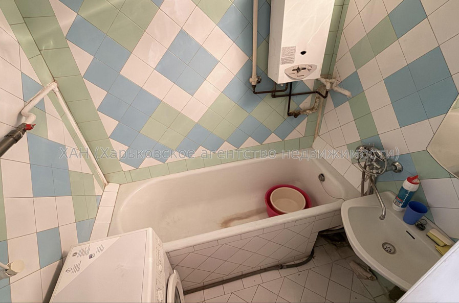 Продам квартиру, Героев Харькова просп. , 2  ком., 46.60 м², советский ремонт 