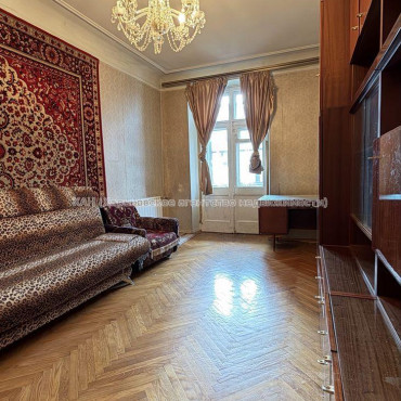 Продам квартиру, Героев Харькова просп. , 2  ком., 46.60 м², советский ремонт 