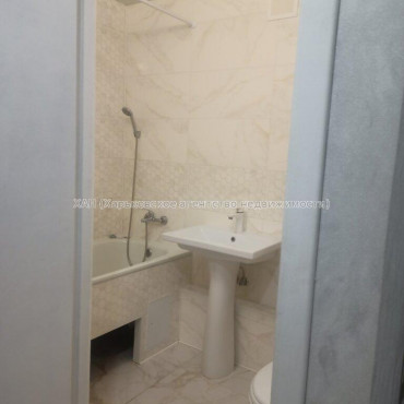 Продам квартиру, Жасминовый б-р , 1  ком., 33 м², капитальный ремонт 