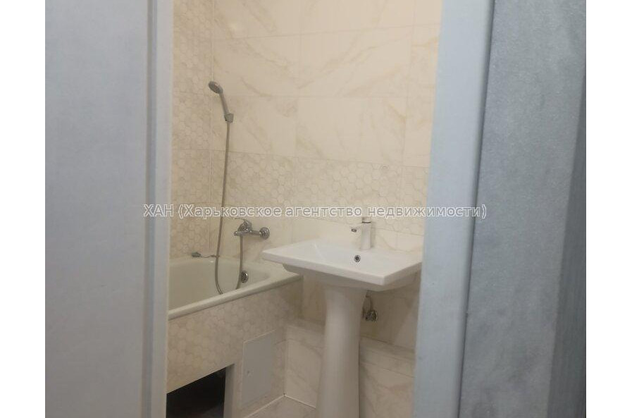 Продам квартиру, Жасминовый б-р , 1  ком., 33 м², капитальный ремонт 