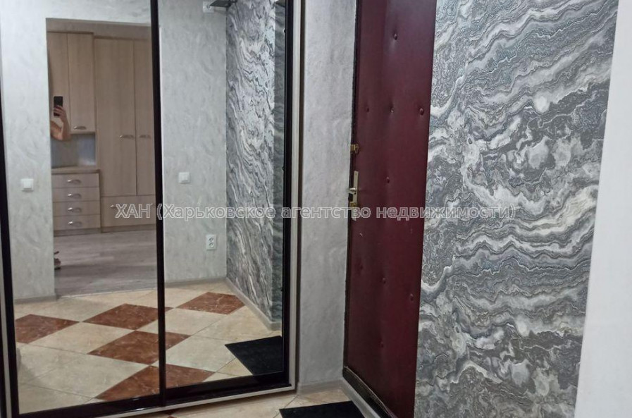 Продам квартиру, Жасминовый б-р , 1  ком., 33 м², капитальный ремонт 