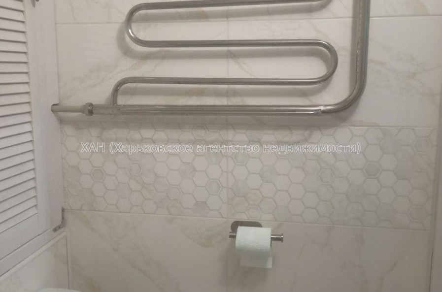 Продам квартиру, Жасминовый б-р , 1  ком., 33 м², капитальный ремонт 