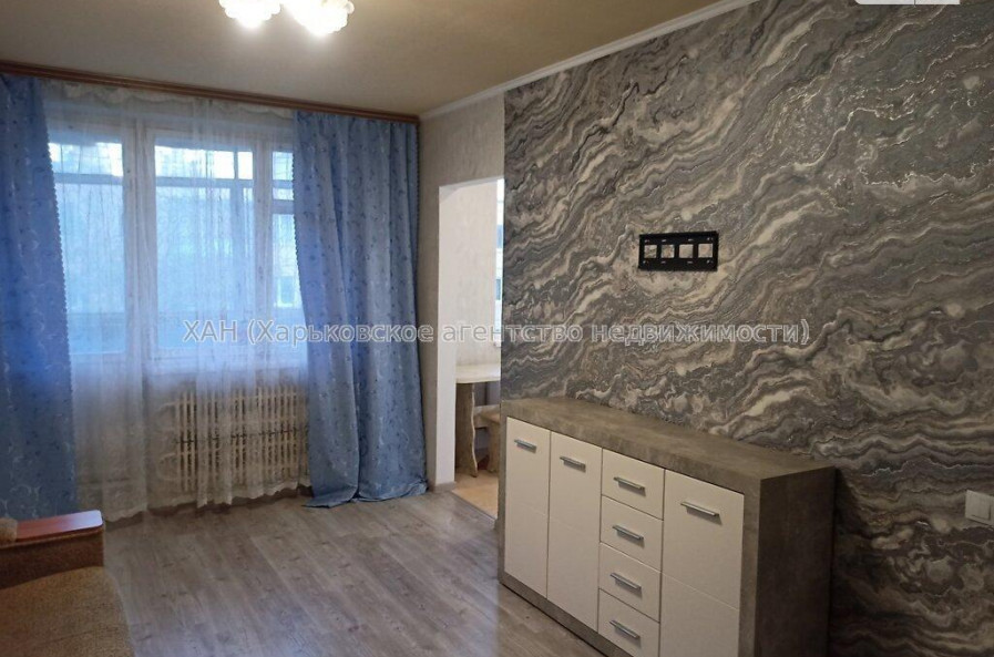 Продам квартиру, Жасминовый б-р , 1  ком., 33 м², капитальный ремонт 