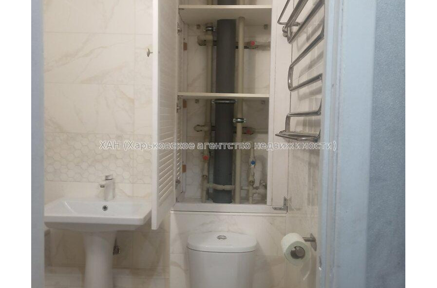 Продам квартиру, Жасминовый б-р , 1  ком., 33 м², капитальный ремонт 