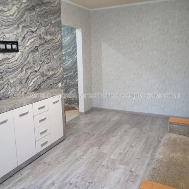 Продам квартиру, Жасминовый б-р , 1  ком., 33 м², капитальный ремонт 