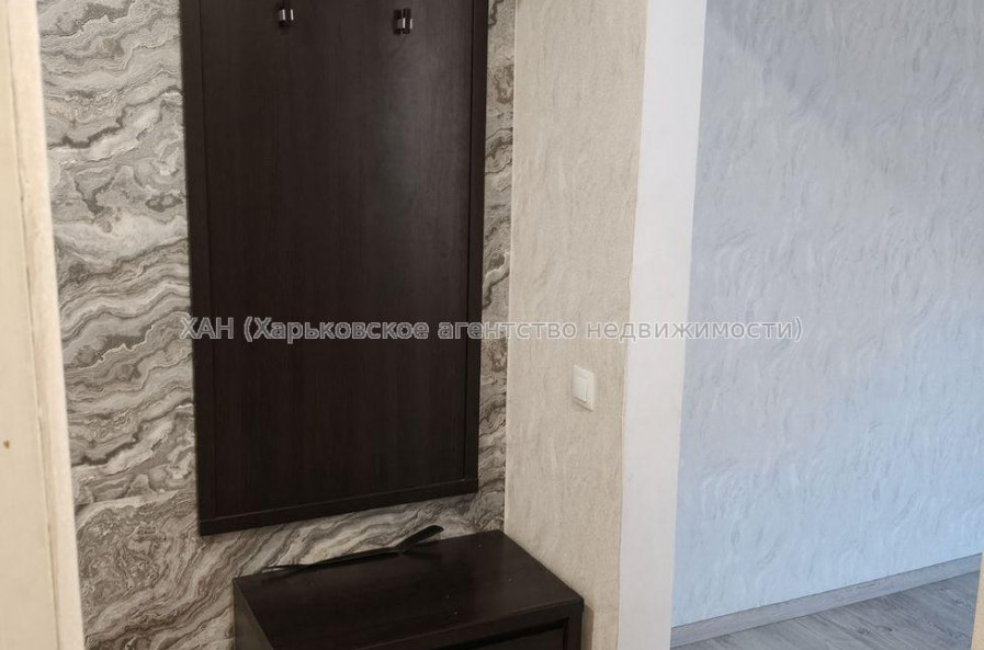 Продам квартиру, Жасминовый б-р , 1  ком., 33 м², капитальный ремонт 
