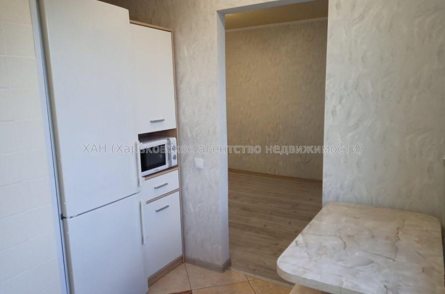 Продам квартиру, Жасминовый б-р , 1  ком., 33 м², капитальный ремонт 