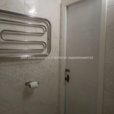 Продам квартиру, Жасминовый б-р , 1  ком., 33 м², капитальный ремонт 