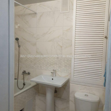 Продам квартиру, Жасминовый б-р , 1  ком., 33 м², капитальный ремонт 