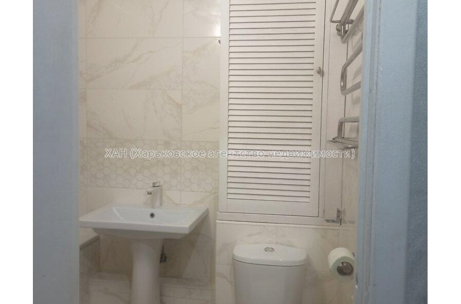 Продам квартиру, Жасминовый б-р , 1  ком., 33 м², капитальный ремонт 