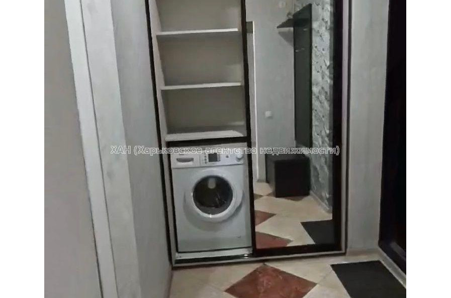 Продам квартиру, Жасминовый б-р , 1  ком., 33 м², капитальный ремонт 