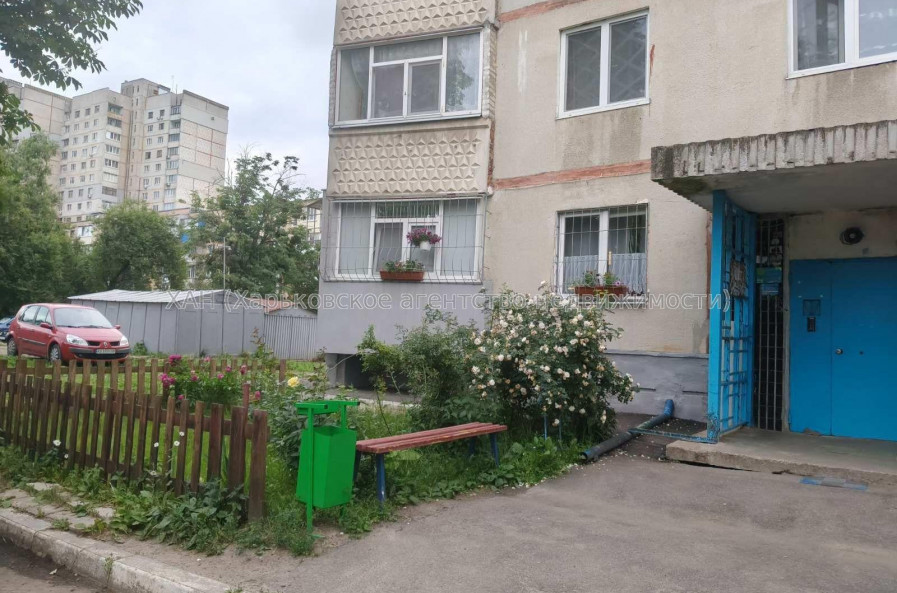 Продам квартиру, Жасминовый б-р , 1  ком., 33 м², капитальный ремонт 