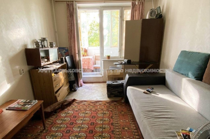 Продам квартиру, Победы просп. , 1  ком., 33 м², без ремонта 