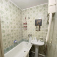 Продам квартиру, Победы просп. , 1  ком., 33 м², без ремонта 