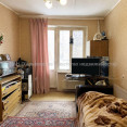 Продам квартиру, Победы просп. , 1  ком., 33 м², без ремонта 