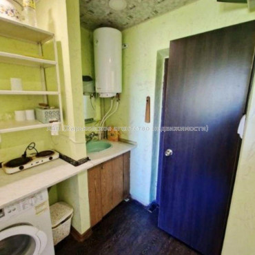 Продам квартиру, 23 Августа ул. , 1 кім., 15 м², косметический ремонт 