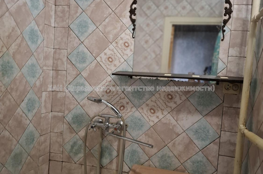 Сдам квартиру, Непокоренных ул. , 30 , 3  ком., 65 м², косметический ремонт 