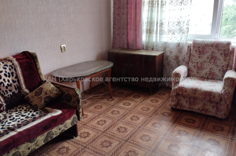 Сдам квартиру, Непокоренных ул. , 3  ком., 65 м², косметический ремонт 