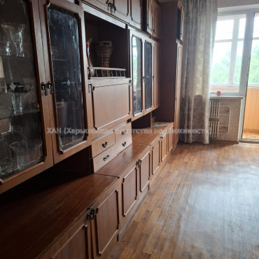 Сдам квартиру, Непокоренных ул. , 30 , 3  ком., 65 м², косметический ремонт 