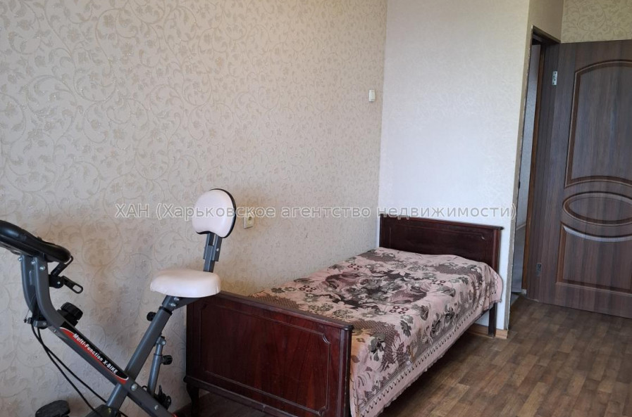 Сдам квартиру, Непокоренных ул. , 30 , 3  ком., 65 м², косметический ремонт 