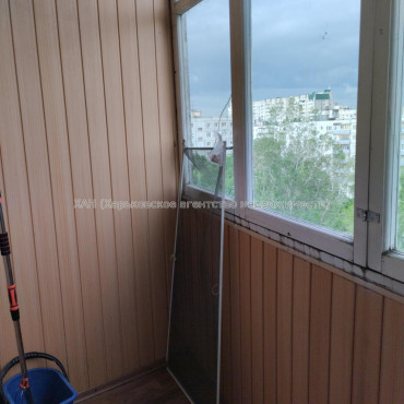 Сдам квартиру, Непокоренных ул. , 3  ком., 65 м², косметический ремонт 
