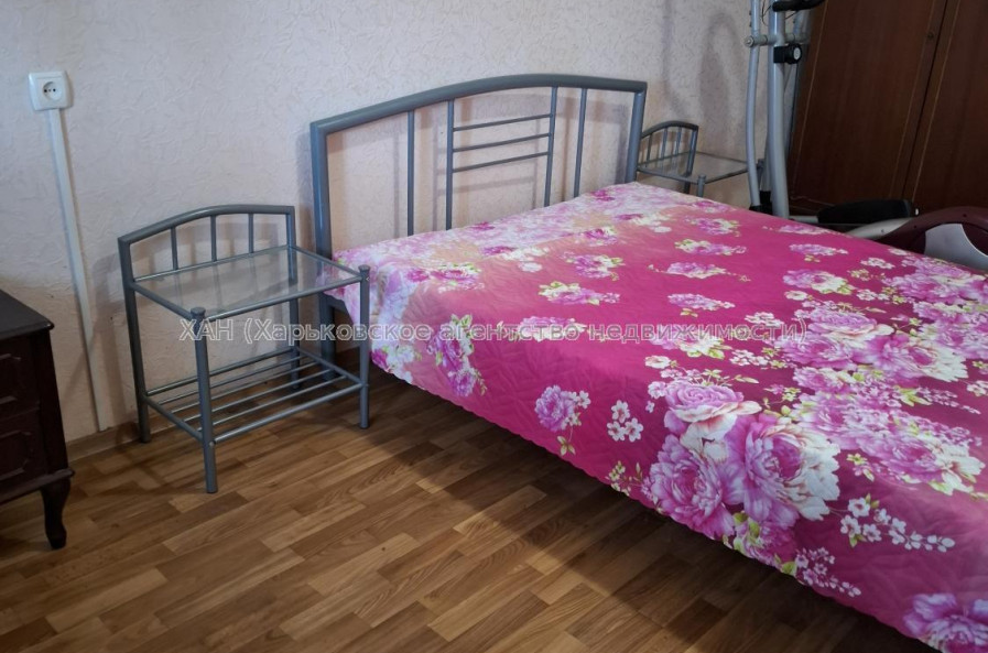 Сдам квартиру, Непокоренных ул. , 30 , 3  ком., 65 м², косметический ремонт 