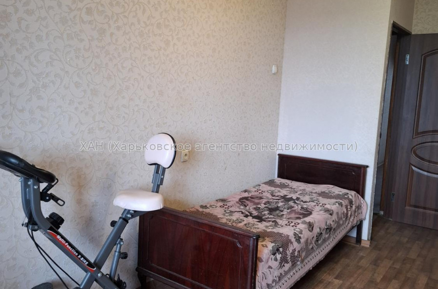 Сдам квартиру, Непокоренных ул. , 30 , 3  ком., 65 м², косметический ремонт 