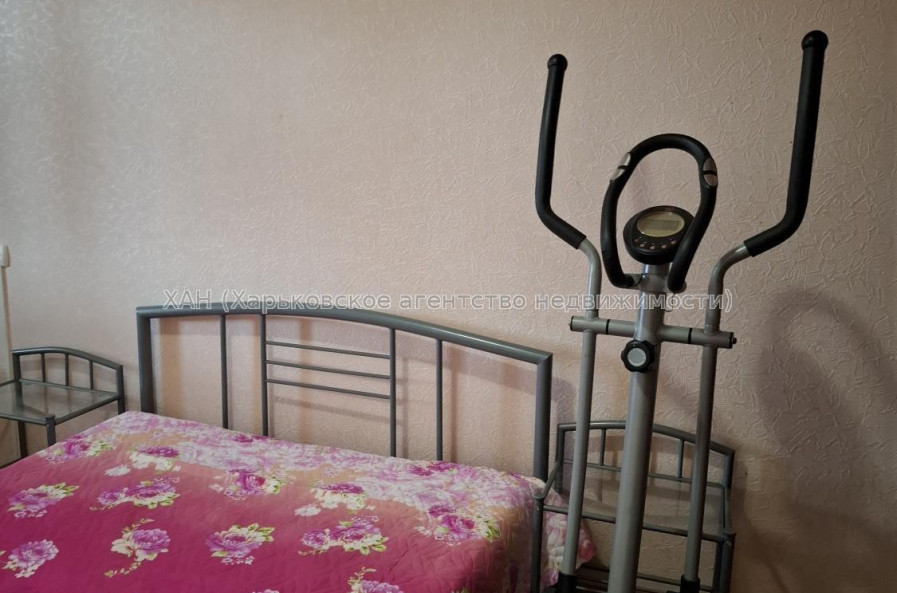 Сдам квартиру, Непокоренных ул. , 30 , 3  ком., 65 м², косметический ремонт 