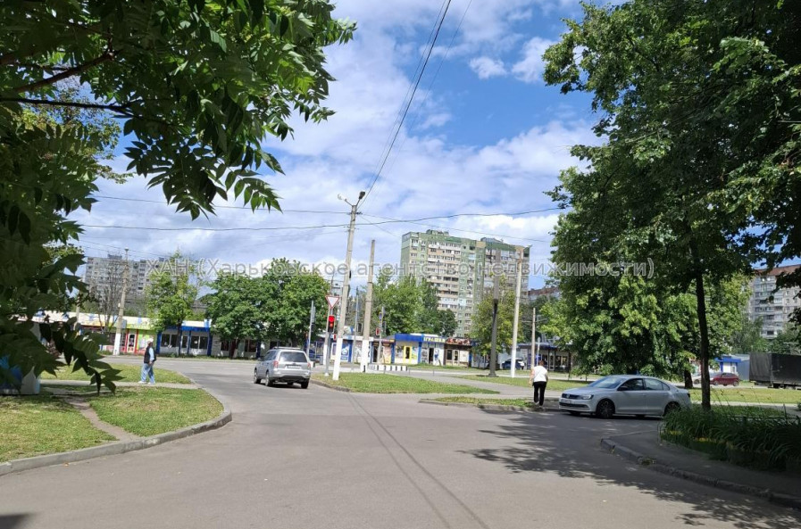 Сдам квартиру, Непокоренных ул. , 30 , 3  ком., 65 м², косметический ремонт 