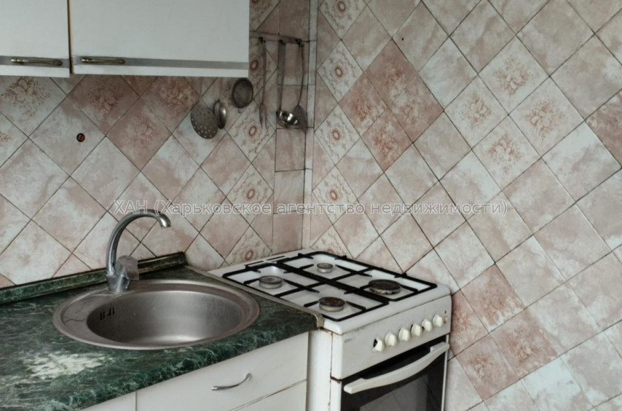 Сдам квартиру, Непокоренных ул. , 3  ком., 65 м², косметический ремонт 