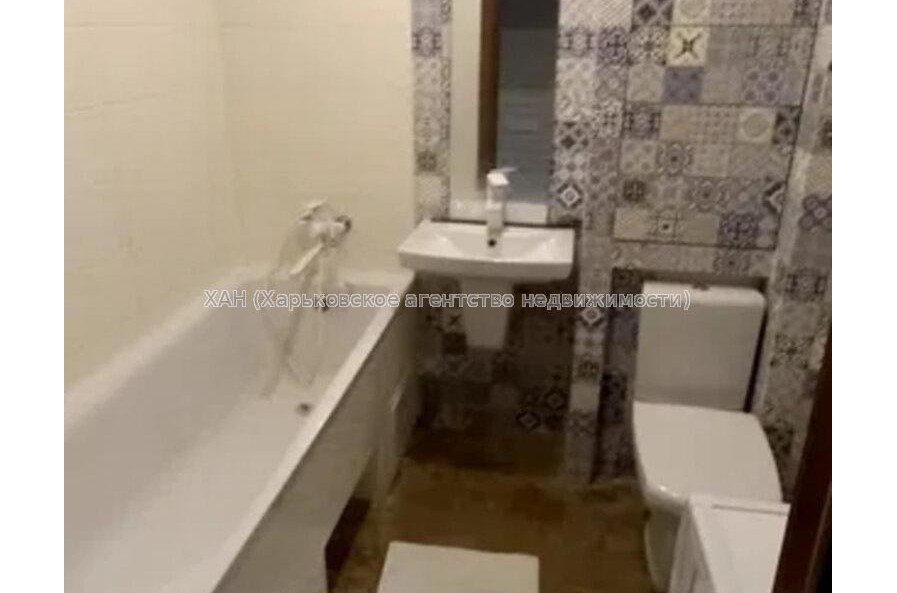 Продам квартиру, Амосова ул. , 2  ком., 47.20 м², евроремонт 