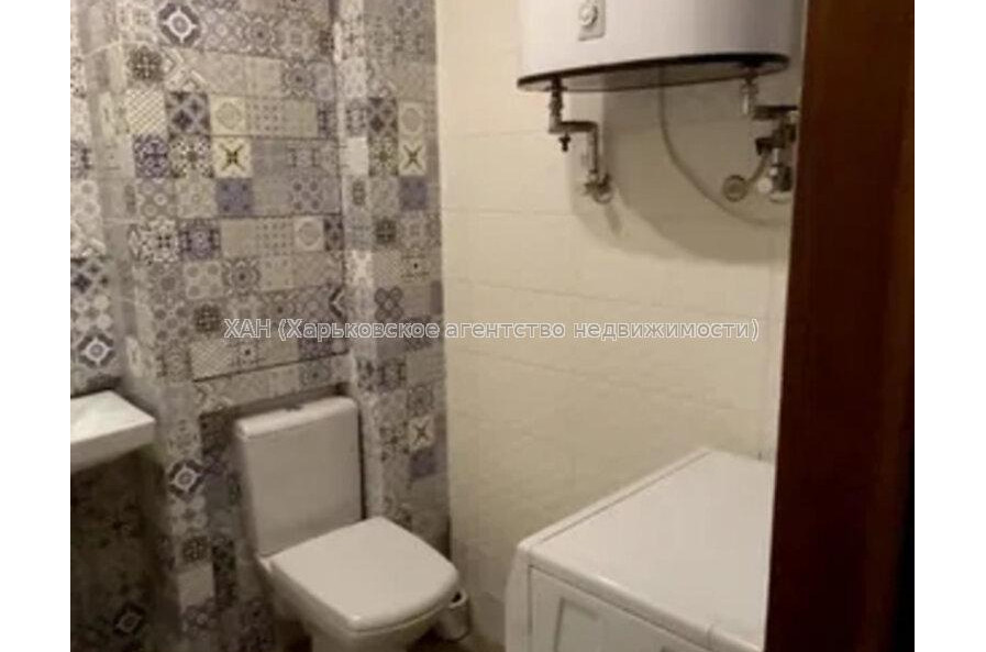 Продам квартиру, Амосова ул. , 2 кім., 47.20 м², евроремонт 