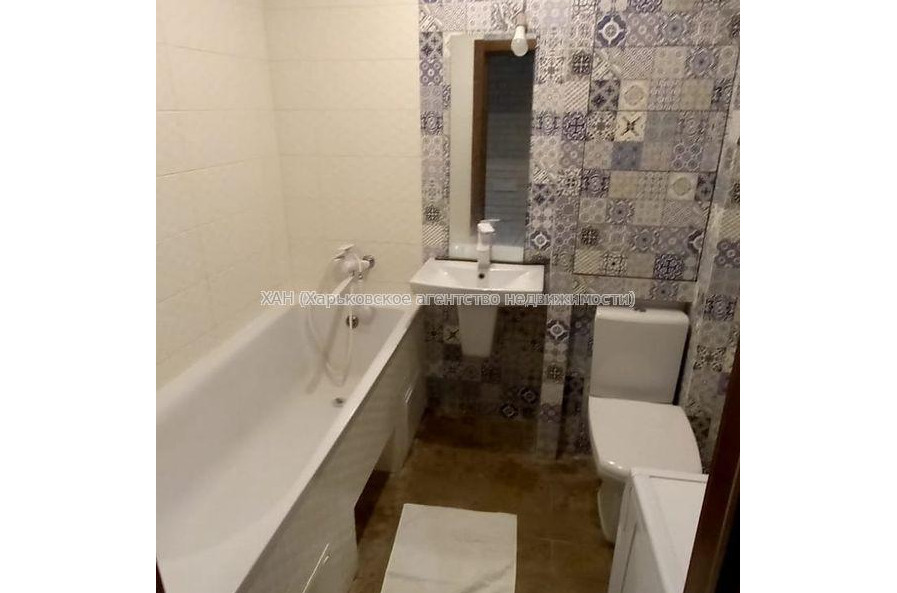 Продам квартиру, Амосова ул. , 2 кім., 47.20 м², евроремонт 