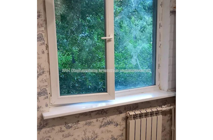 Продам квартиру, Амосова ул. , 2 кім., 47.20 м², евроремонт 