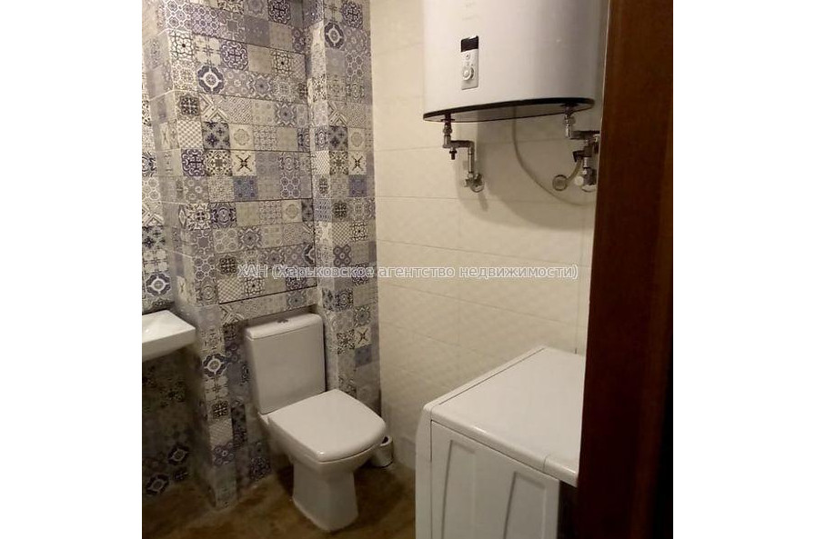 Продам квартиру, Амосова ул. , 2 кім., 47.20 м², евроремонт 
