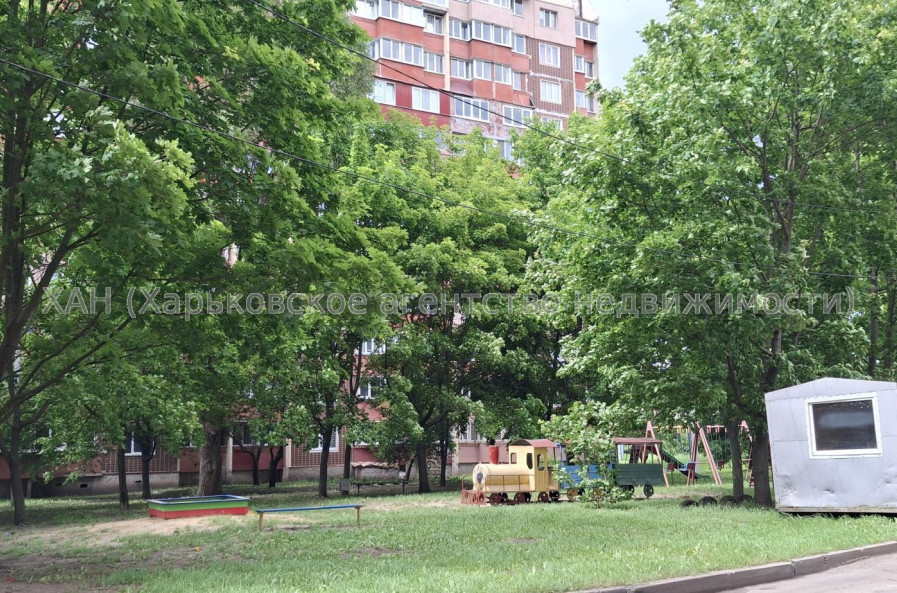 Продам квартиру, Кричевского ул. , 41 , 3  ком., 76 м², капитальный ремонт 