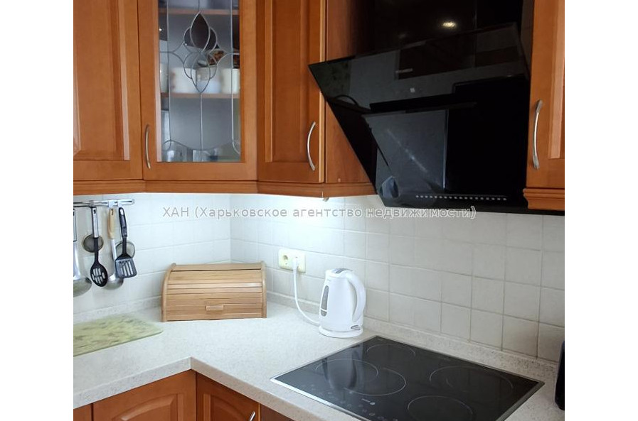 Продам квартиру, Кричевского ул. , 41 , 3  ком., 76 м², капитальный ремонт 