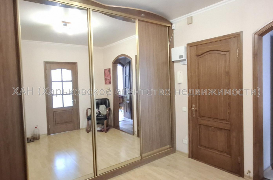 Продам квартиру, Кричевского ул. , 41 , 3  ком., 76 м², капитальный ремонт 