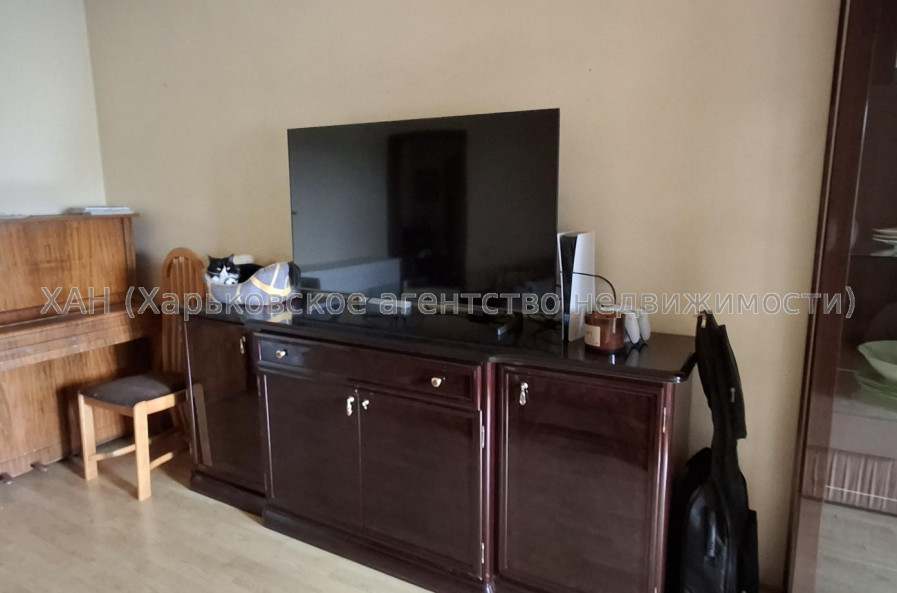 Продам квартиру, Кричевского ул. , 41 , 3  ком., 76 м², капитальный ремонт 