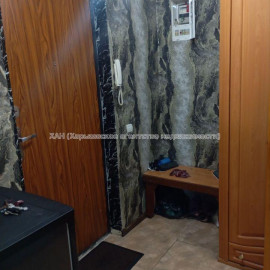 Продам квартиру, Гарибальди ул. , 1  ком., 46.70 м², косметический ремонт