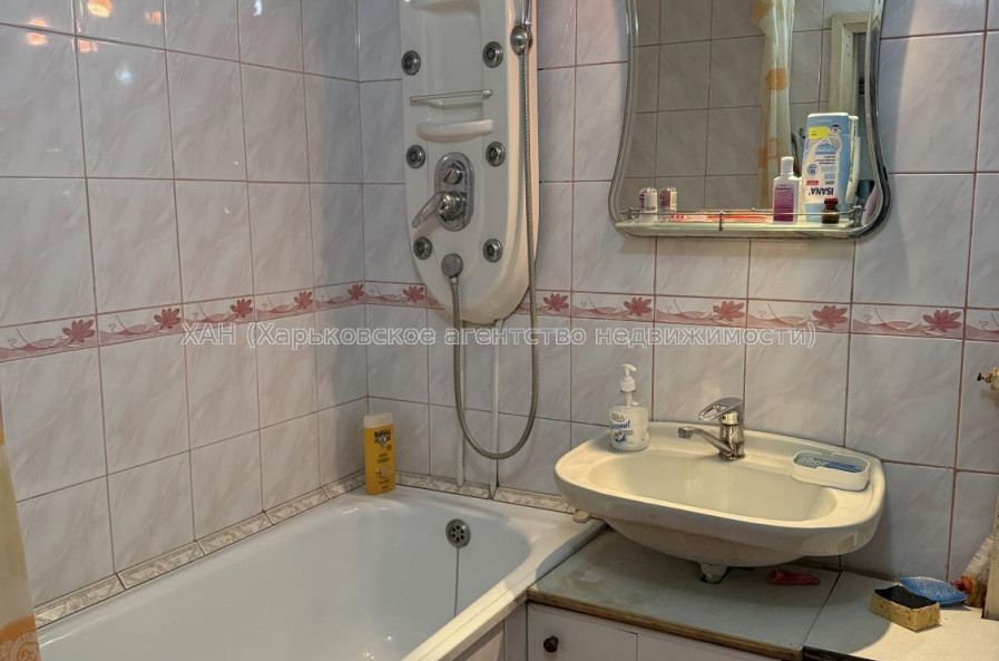 Продам будинок, Турбинная ул. , 84 м², 4.70 соток, косметический ремонт 
