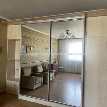 Продам квартиру, Соборности Украины ул. , 3 кім., 72 м², евроремонт 