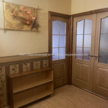 Продам квартиру, Соборности Украины ул. , 3 кім., 72 м², евроремонт 