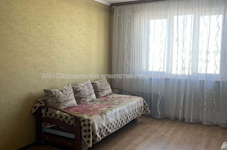 Продам квартиру, Соборности Украины ул. , 3 кім., 72 м², евроремонт 